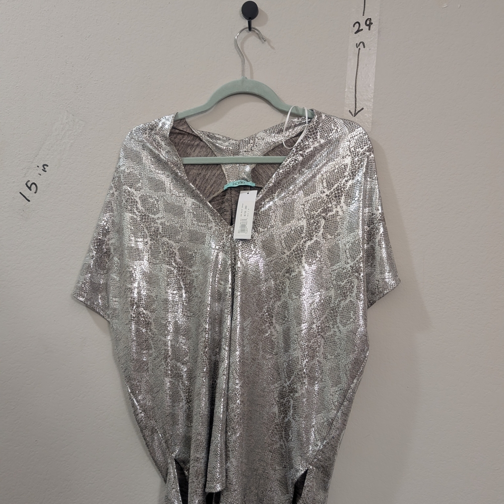 Karlie Shimmering Silver Top Blouse - Picture 8 of 8